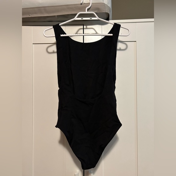 BNWT Palm Inclusive Bathing Suit - Picture 2 of 5